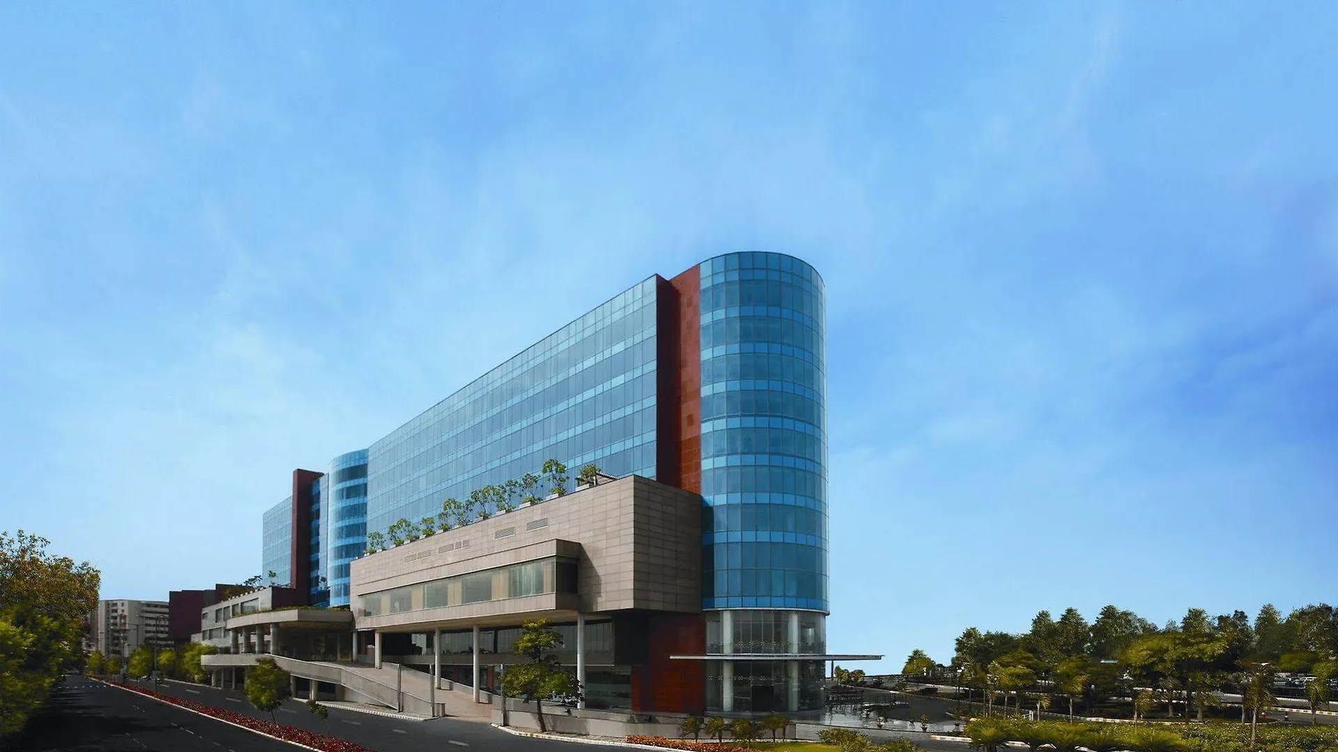 The Leela Ambience Gurugram Hotel & Residences - The Luxury Urban Sanctuary Gurgaon 5*,  Indien
