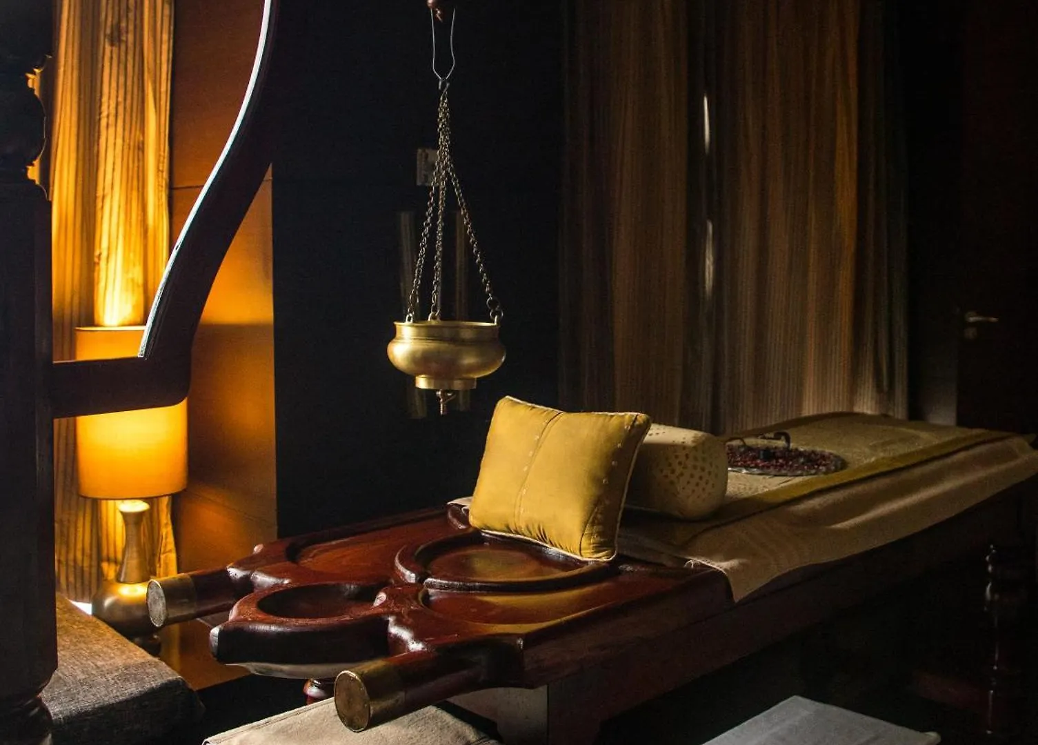 *****  The Leela Ambience Gurugram Hotel & Residences - The Luxury Urban Sanctuary Gurgaon India